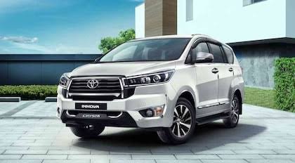 7 + 1 Seater Toyota Innova innova