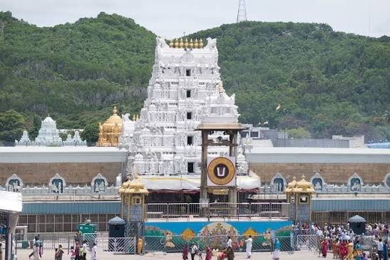 Hyderabad to Tirupati Tour Package thirumala